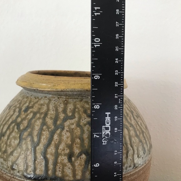 Vintage signed studio art pottery ceramic vase - Picture 6 of 7